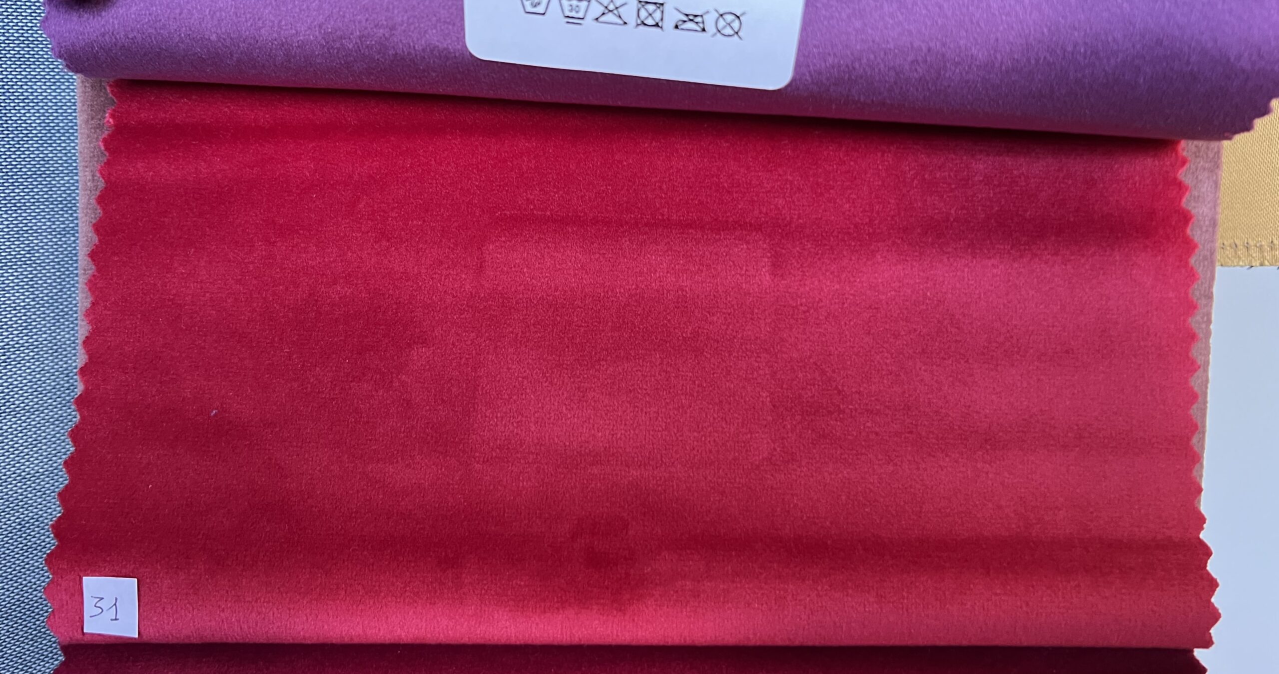 Velluto tinta unita 100% Poliestere H300 - immagine 6