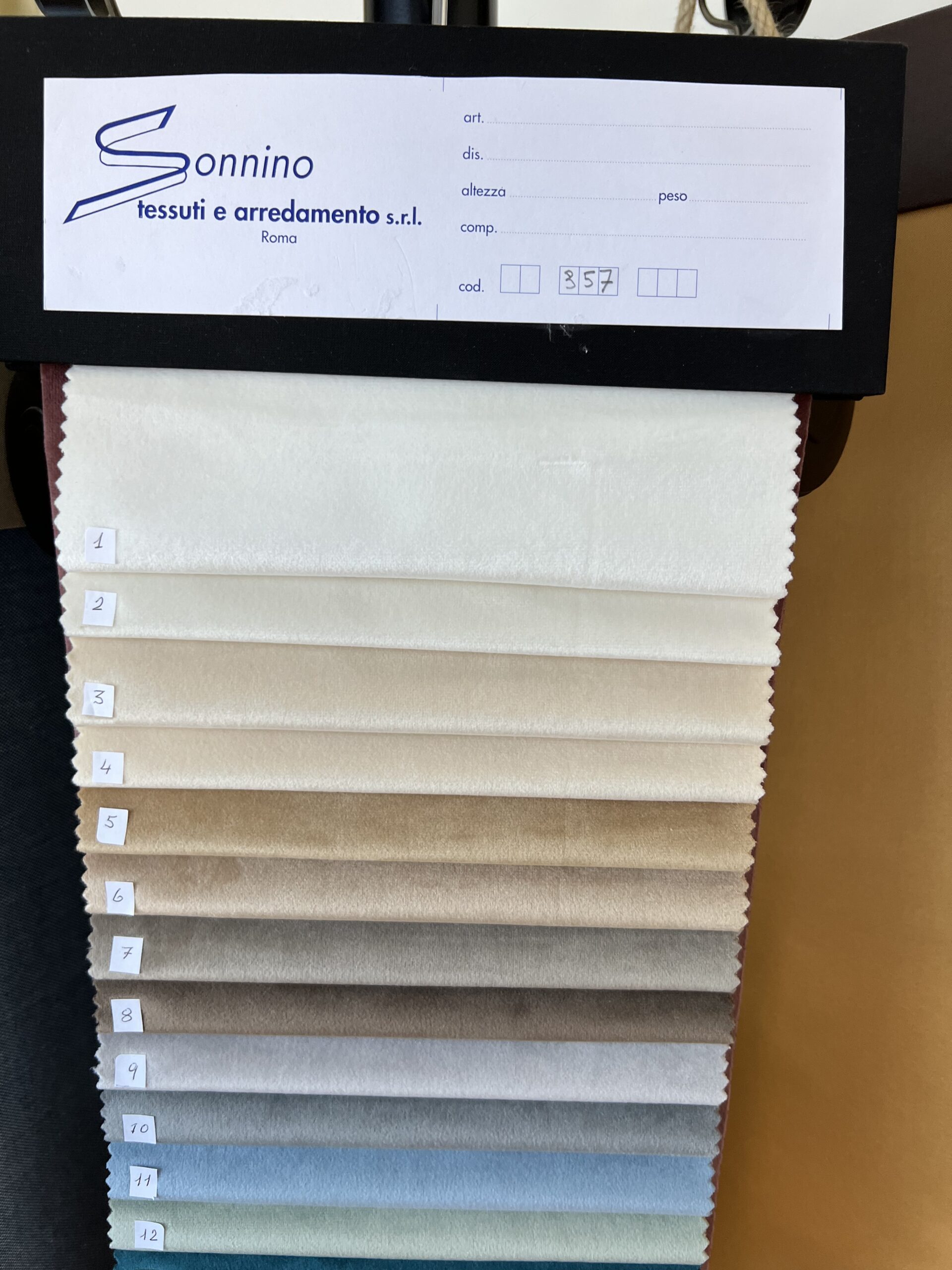 Velluto tinta unita 100% Poliestere H300 - immagine 10