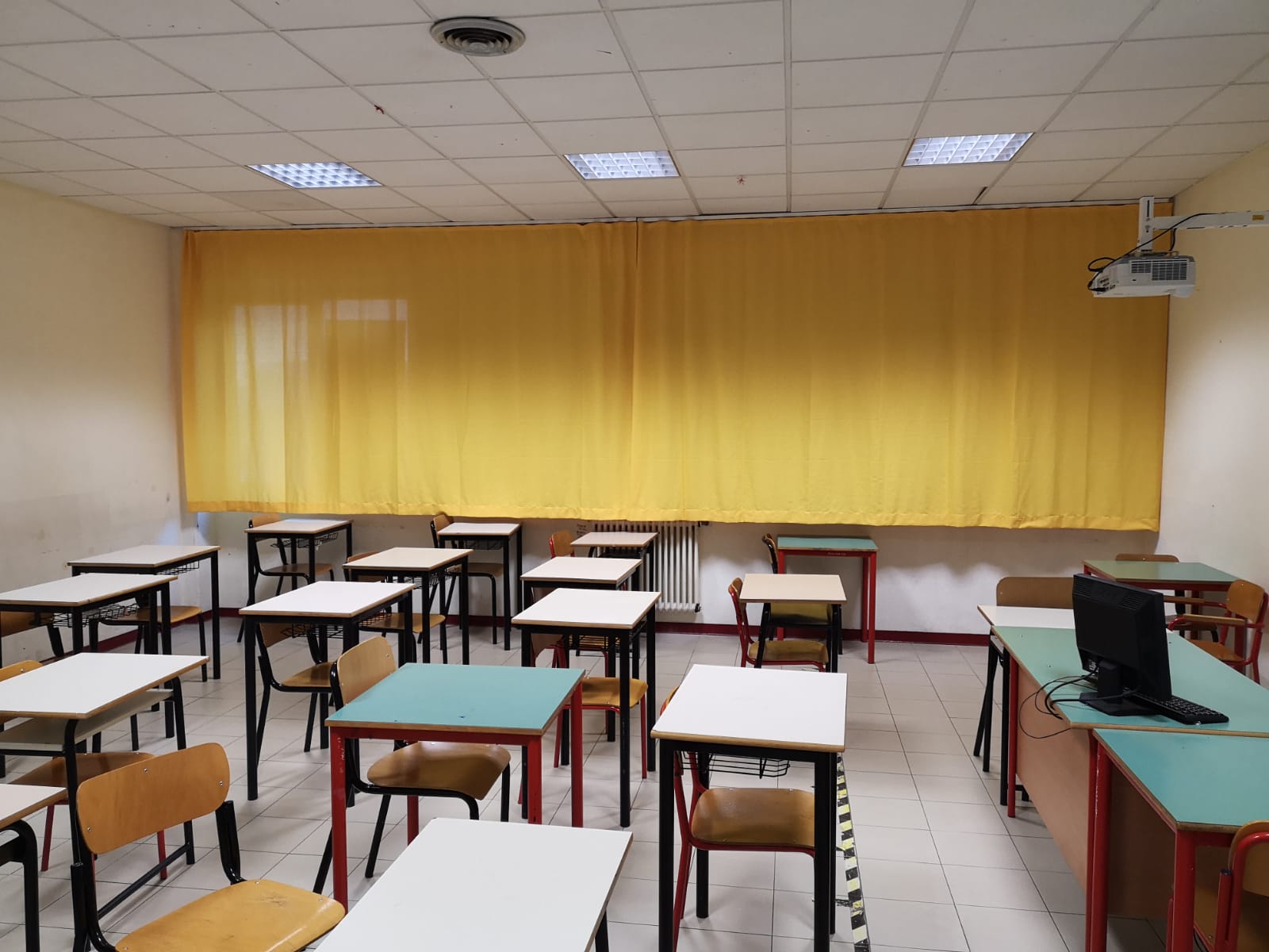 Tenda Ignifuga per Scuole Etamine bianco/panna - immagine 7